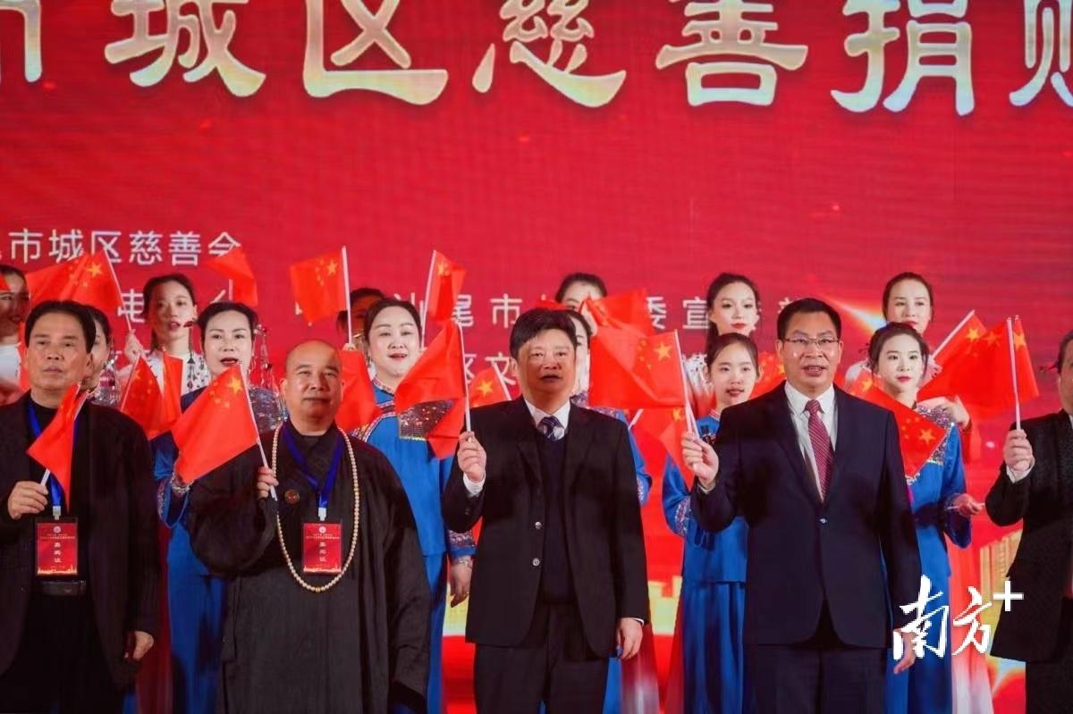 山西光彩慈行最新动态，爱的纽带持续传递，情感深情助力社会温情