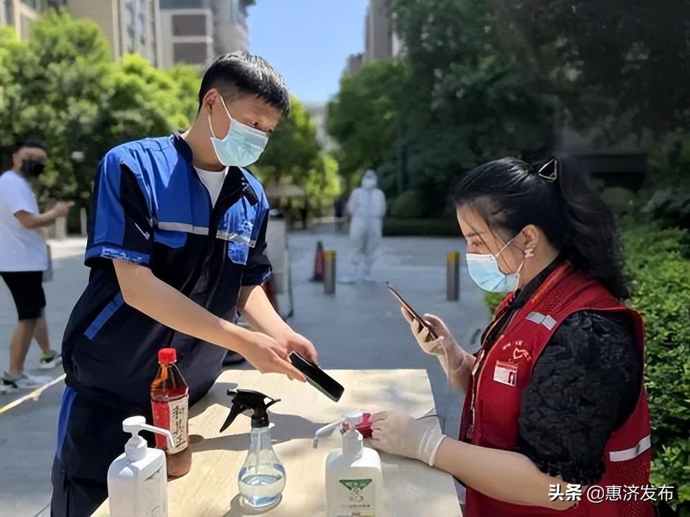 新乡最新确诊情况及小城抗疫温情故事