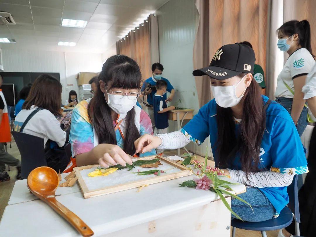 我的世界最新版下载安装，探索小巷神秘创意乐园之旅